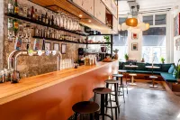 Will & Tate City Stay - bar