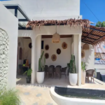 El,s Villas Garut