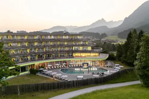 Das Sieben - Adults Only