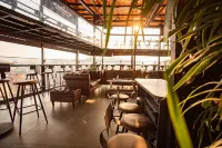 La Maison Boutique Hotel - bar