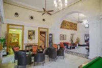 The Lalit Laxmi Vilas Palace