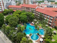 Hotel Camino Real - Pools