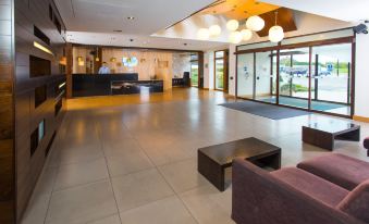 Holiday Inn Express London - Epsom Downs
