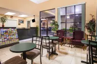 Howard Johnson by Wyndham Panama City Hotels in Lynn Haven