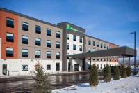 Holiday Inn Express & Suites Prince Albert - South Hotels in 
