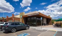 Holiday Inn Resort THE SQUIRE AT GRAND CANYON by IHG - parking