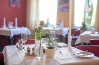 Hotel Im Schützenhof, Jever - breakfast