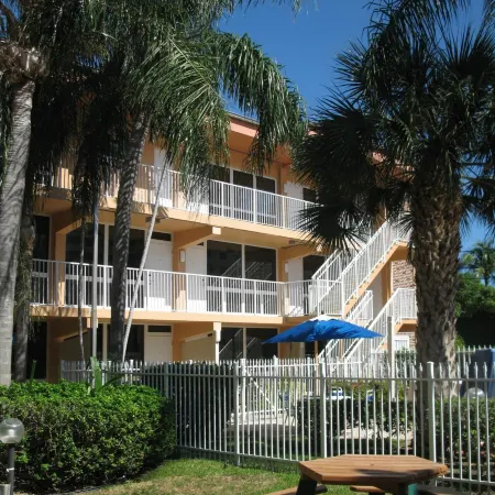 Canada House Pompano Beach