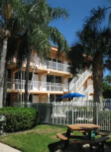 Canada House Pompano Beach