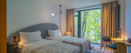 Karmanns - Yantar Hall (Карманнс Янтарь Холл)