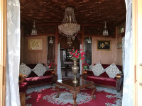 House Boat Hardy Palace