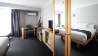 Madison Capital Executive Apartments - balcony