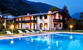 Ai Cadelach Hotel Giulia