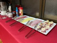 Hostal Graciela - breakfast
