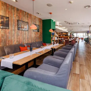 Go Hotel Shnelli Отели рядом с достопримечательностью «Городская стена»