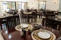 Scott's Manor Guesthouse Function and Conference Venue - breakfast