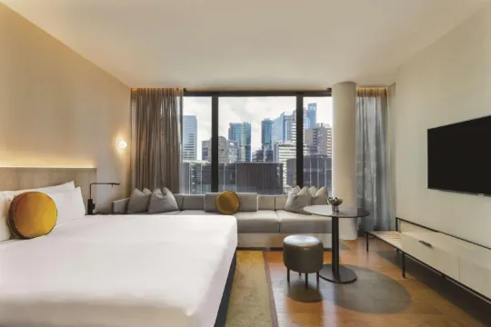 A 바이 아디나 시드니