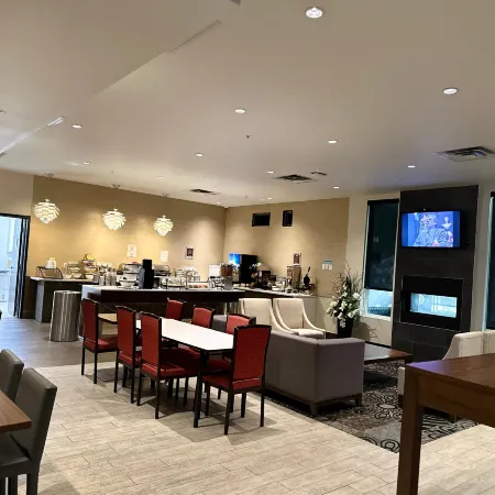 Southfort Inn
