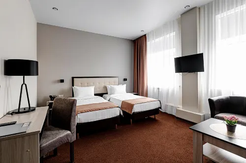 Premier Hotel - parking
