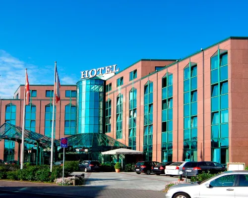 Hotel Amadeus Frankfurt Hotels near Fechenheim