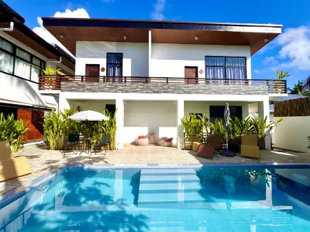 Casa Basa Siargao Отели в г. Северный Суригао