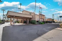 GreenTree Inn & Suites Phoenix Sky Harbor Hotel a South Mountain