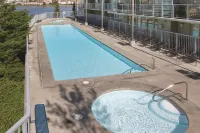 WorldMark Victoria - piscine