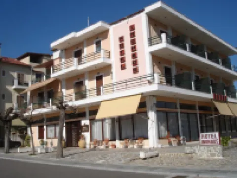 Hotel Inomaos Hotels near أوليمبيا