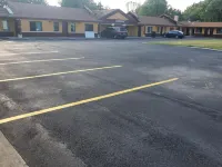 Royal Inn - parking