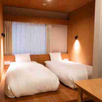 Lake Side Inn Mirahakone Rooms