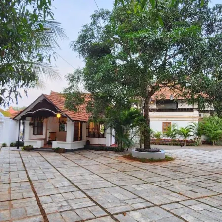 Kumarakom Tharavadu - A Heritage Hotel, Kumarakom by Perfect Stays