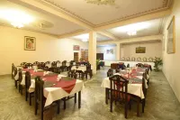Satyam Palace Resort - Frühstück
