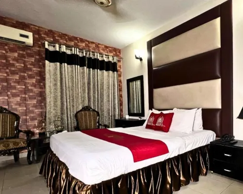 Hotel Tourist Inn Lahore チャブルジ周辺のホテル