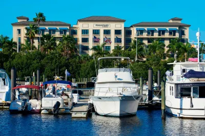 Four Points by Sheraton Punta Gorda Harborside Hotels near All Aboard The Last Stop Marketplace