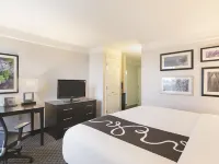 La Quinta Inn & Suites by Wyndham Austin Round Rock Hotele w: Round Rock