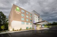 Holiday Inn Express & Suites Rock Hill Hotels in Рок-Хілл