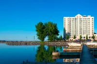 Residence Inn Kingston Water's Edge Hotel dekat The Isabel Bader Centre for the Performing Arts