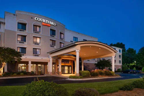 Courtyard High Point Hotels in High Point