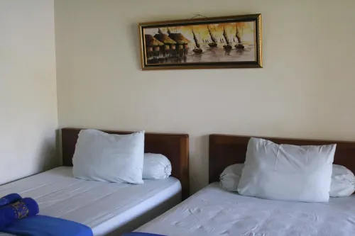 Arrys (Watukarung Surf Camp)