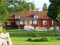 Katrinelund Gästgiveri & Sjökrog Hotels in 