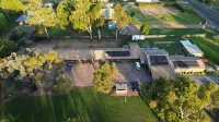 Tatura Country Motel - Motels