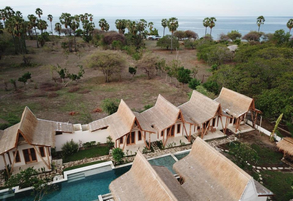 Kalyssa Beach Bungalows - Housity