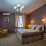 Hotel Burzhuj