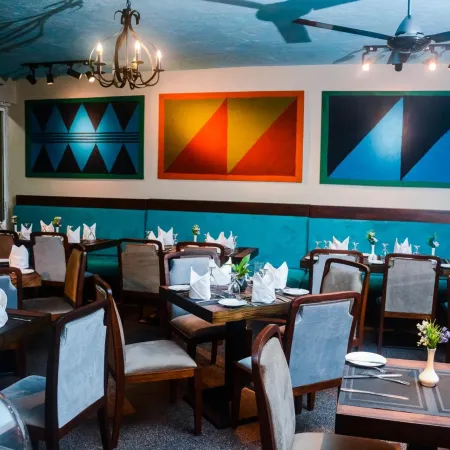 Tropic Inn