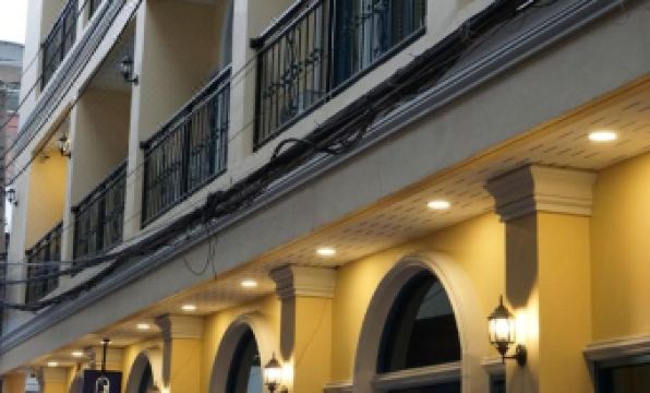 Mangkon Hostel