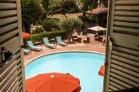 Best Western LOrangerie - Pools