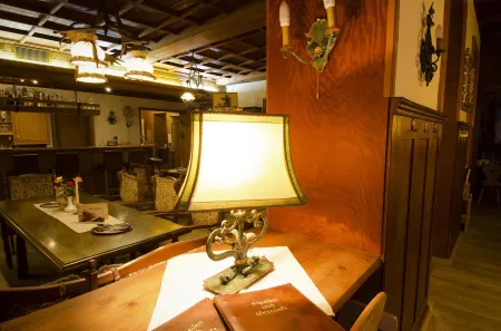 Tutzinger Hof Отели в г. Мюнзинг