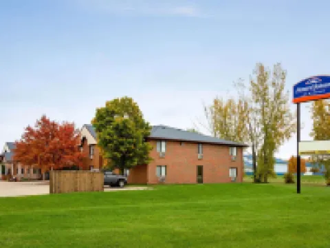 滑鐵盧-雪松瀑布温德姆豪生酒店 滑鐵盧酒店