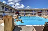 Motel 6 Slidell, la - New Orleans - piscina
