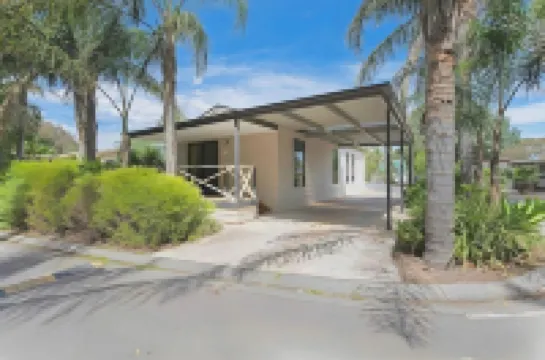 Highway 1 Holiday & Lifestyle Park